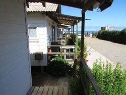 Exterior 10